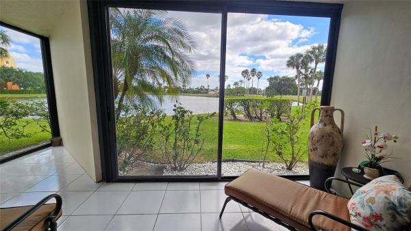 Country Club Village, 16401 Golf Club Rd #113, Weston, Florida 33326, image 1