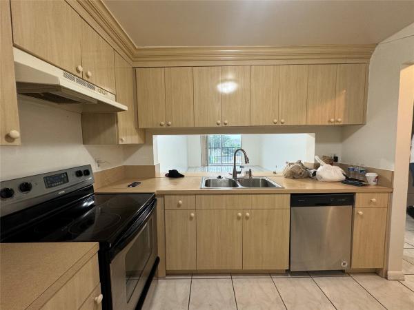 Country Pines, 7175 Orange Dr #316H, Davie, Florida 33314, image 1
