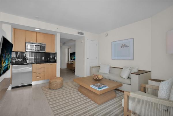 The Q Club Resort & Residences, 505 N Fort Lauderdale Beach Blvd #1404, Fort Lauderdale, Florida 33304, image 3