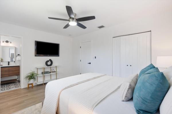 Coral Villas, 6490 SW 26th St, Coral Terrace, Florida 33155, image 2