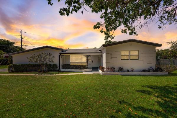 Miramar Residential, 2718 Bahama Dr, Miramar, Florida 33023, image 1