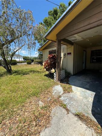 Benjamin Hogg's, 714 Avenue B, Fort Pierce, Florida 34950, image 1