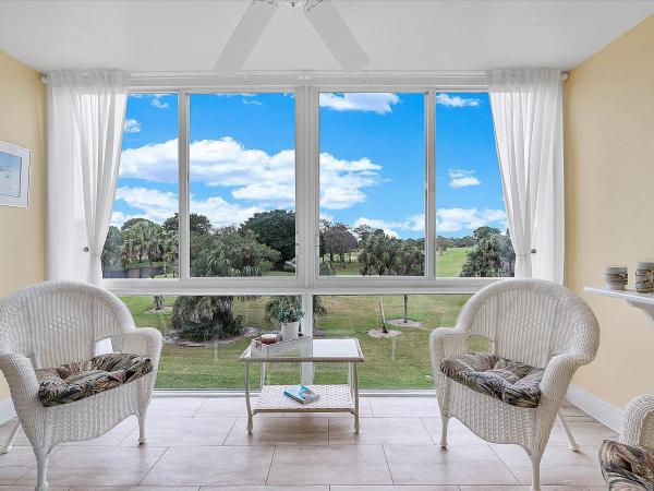 Oriole Golf & Tennis Club 2, 1010 Country Club Dr #307, Margate, Florida 33063, image 1