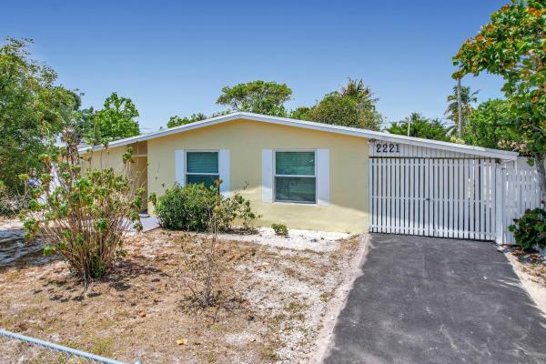 Vera Villas, 2221 NE 2nd Ave, Pompano Beach, Florida 33060, image 1