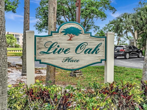Live Oak Of Pine Island Ridge, 9400 Live Oak Pl #208, Davie, Florida 33324, image 1