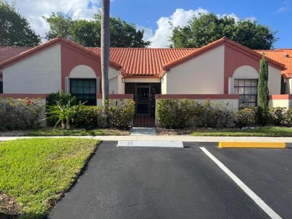 Centennial Square, 26 Centennial Ct #26, Deerfield Beach, Florida 33442, image 1