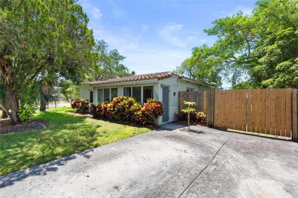 Hibiscus Park, 1200 SW 29th St, Fort Lauderdale, Florida 33315, image 1