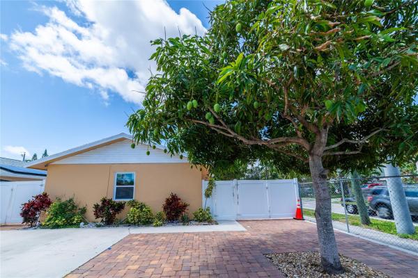 Southridge, 340 Sterling Ave, Delray Beach, Florida 33444, image 1