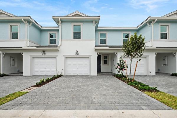 Sandpiper Pointe, 1820 Sandpiper Pointe Pl, Deerfield Beach, Florida 33442, image 1