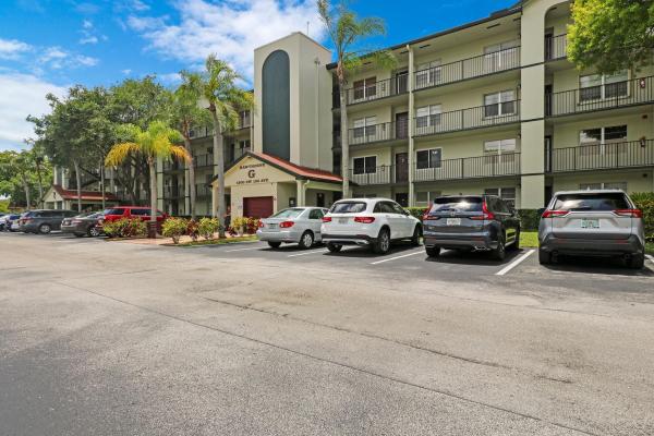 Hawthorne At Century Village, 1200 SW 130th Ave #303, Pembroke Pines, Florida 33027, image 1
