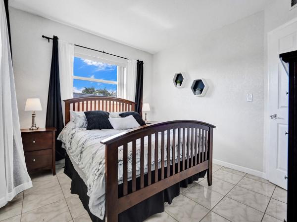 Dover Hall, 4331 NW 16th St #301D, Lauderhill, Florida 33313, image 3