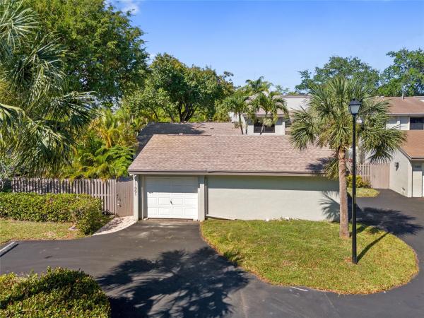 Sabal Chase, 11001 SW 113th Pl #11001, Kendall, Florida 33176, image 1