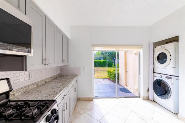 Sanibel, 8157 San Carlos Cir, Tamarac, Florida 33321, image 1