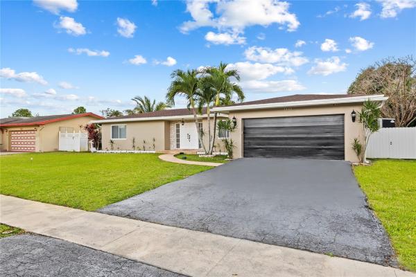 Mirror Lake Estates, 7480 NW 15th St, Plantation, Florida 33313, image 1