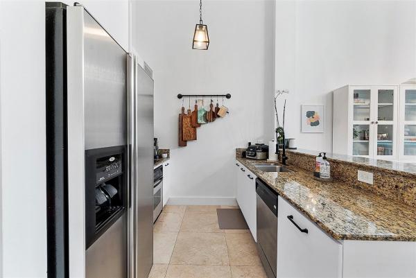 Metropolis At Dadeland, 9055 SW 73rd Ct #205, Kendall, Florida 33156, image 3
