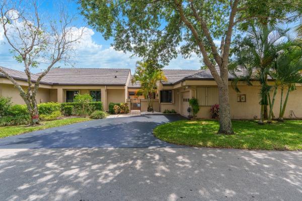 Chelsea At Jacaranda, 108 Chelsea Ln #108, Plantation, Florida 33324, image 1