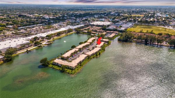 Viewpointe, 5530 Lakeside Dr #206, Margate, Florida 33063, image 1