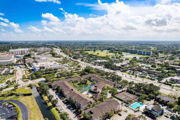 Sundance At Davie, 2796 S University Dr #2107, Davie, Florida 33328, image 2