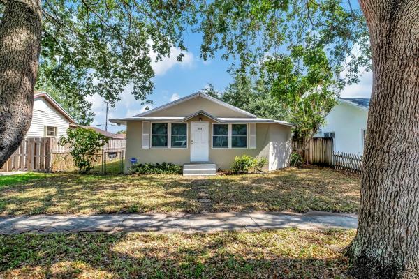 Chattanooga Park, 1721 Roosevelt St, Hollywood, Florida 33020, image 1