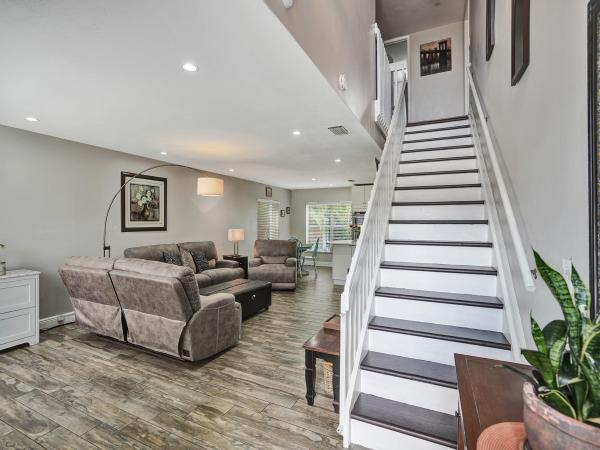 Les Chateaux, 4705 Grapevine Way, Davie, Florida 33331, image 1