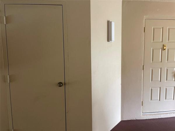 The Charter Club Of Palm Beach, 205 Foxtail Dr #B3, Greenacres, Florida 33415, image 1