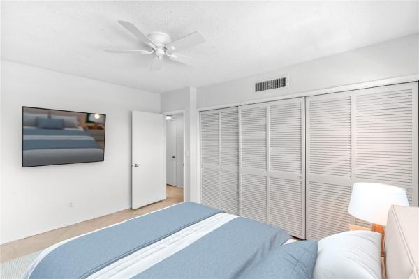 Maybury Mansions, 2453 NE 51st St #D-302, Fort Lauderdale, Florida 33308, image 2