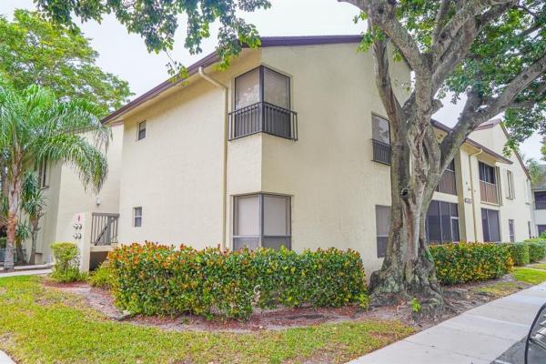 Karanda Village 1, 3493 Cocoplum Cir #3447, Coconut Creek, Florida 33063, image 1