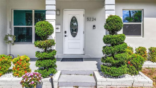 North Andrews Terrace, 5224 NE 1st Ave, Fort Lauderdale, Florida 33334, image 1