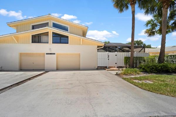 Westwood Lakes, 12552 Woodmill Dr, Palm Beach Gardens, Florida 33418, image 1
