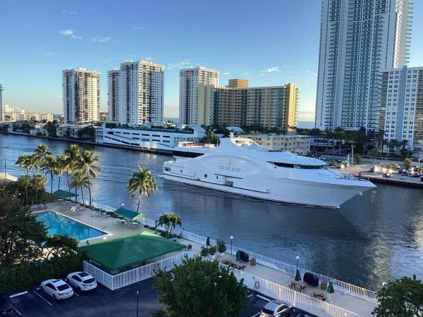 Oceanview Park, 800 Parkview Dr #819, Hallandale Beach, Florida 33009, image 1
