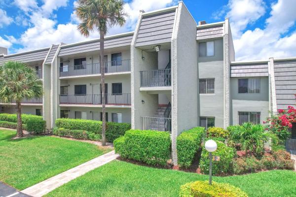 Tivoli Court At The Fountains Of Palm Beach, 4100 Tivoli Ct #108, Lake Worth Beach, Florida 33467, image 1