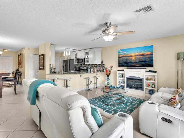 Southgate Shores, 8508 E Southgate Shores Cir, Tamarac, Florida 33321, image 1