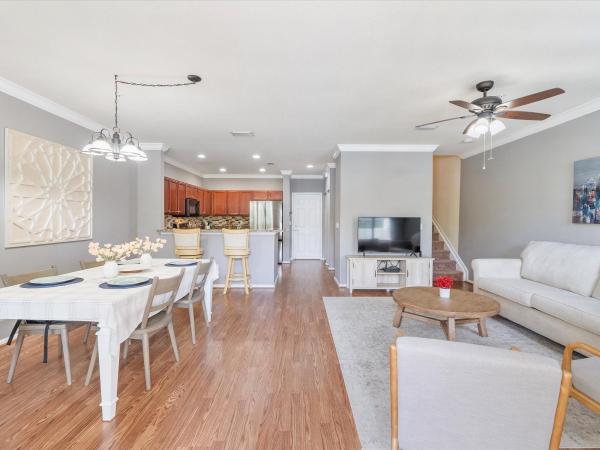 Paloma Lakes, 4718 Sierra Ln, Coconut Creek, Florida 33073, image 1