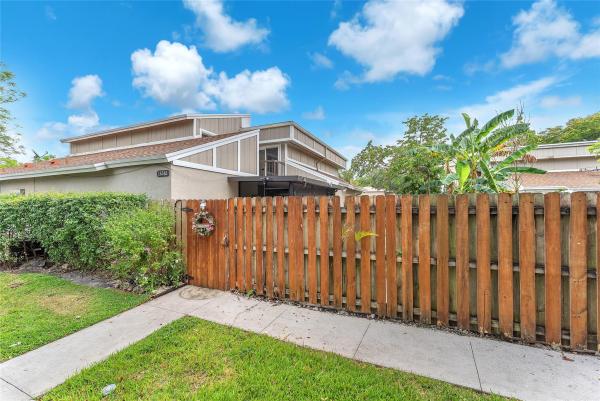 Lago West, 13286 NW 5th Ct, Plantation, Florida 33325, image 1