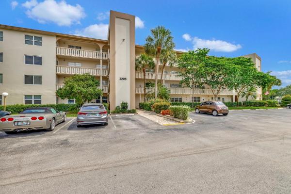 Portofino Village, 3205 Portofino Pt #F4, Coconut Creek, Florida 33066, image 1