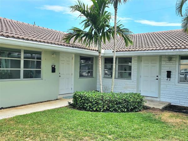 2110 NE 41st St #B, Lighthouse Point, Florida 33064, image 1