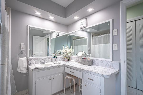 North Andrews Terrace, 5171 NE 1st Ave, Oakland Park, Florida 33334, image 1