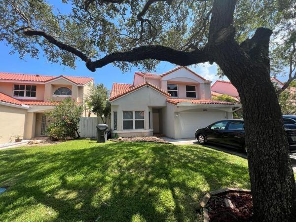 L'Etoile At Emerald Pointe, 3870 Amalfi Dr, Hollywood, Florida 33021, image 1