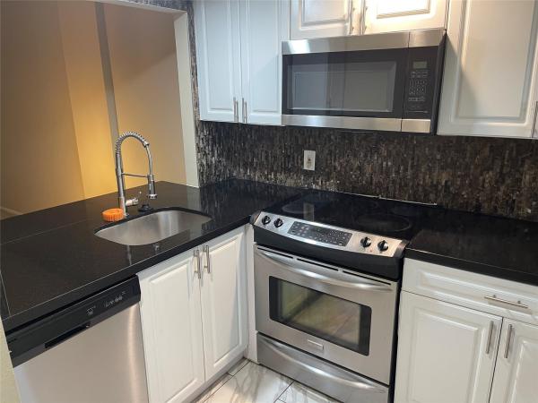 Royal Park, 119 Royal Park Dr #4A, Oakland Park, Florida 33309, image 1