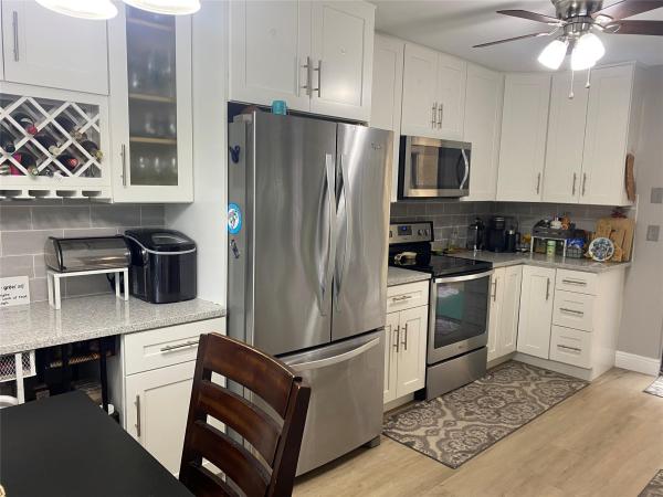 Kingsley Commons, 4464 NW 92nd Ter, Sunrise, Florida 33351, image 1