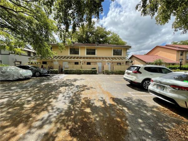 Townhouses Of Coral Springs, 11594 NW 45th St #3, Coral Springs, Florida 33065, image 1
