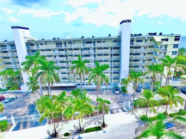 Cove Beach Club, 500 SE 21st Ave #805, Deerfield Beach, Florida 33441, image 1