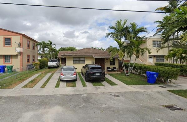 Silver Bluff Gardens, 3331 SW 27th St, Miami, Florida 33133, image 1