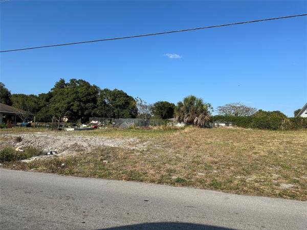 College Park, 432 NW 1st Ter TERRACE, Deerfield Beach, Florida 33441, image 2
