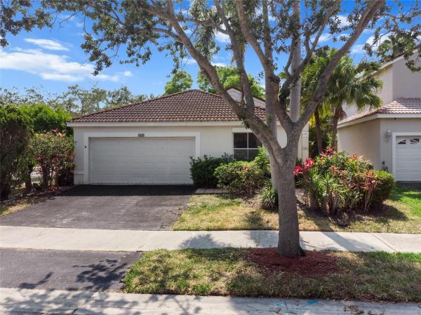 Stanton Lake, 600 Stanton Dr, Weston, Florida 33326, image 1