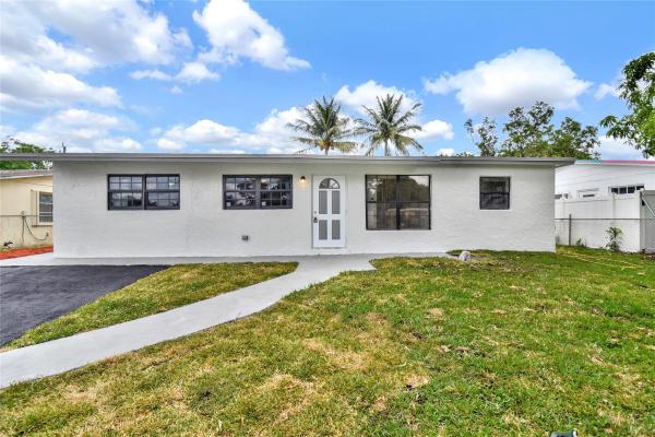 Royal Palms Park, 2050 NW 28th Ter, Fort Lauderdale, Florida 33311, image 1