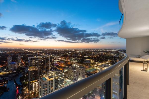 100 Las Olas, 100 E Las Olas Blvd #4504, Fort Lauderdale, Florida 33301, image 1