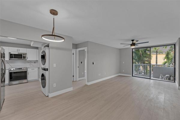 Azul At Fontainebleau, 8261 NW 8th St #228, Fountainebleau, Florida 33126, image 1