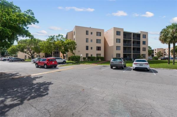 Somerset, 2820 Somerset Dr #305O, Lauderdale Lakes, Florida 33311, image 3