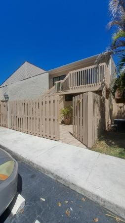 Lake Place, 600 Executive Center Dr #203, West Palm Beach, Florida 33401, image 1